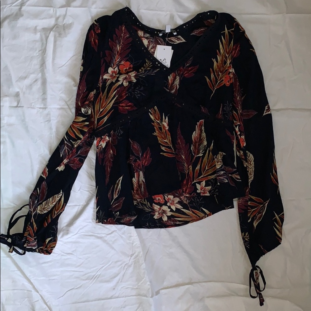 Fun Fall Floral Tie Sleeve Top!